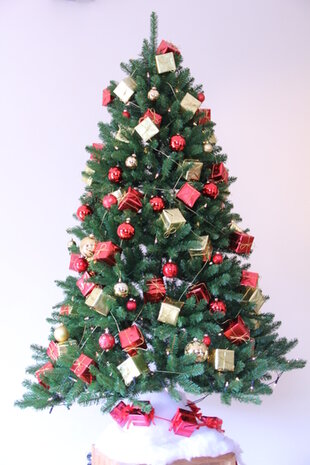 240 cm Luxe kerstboom huren